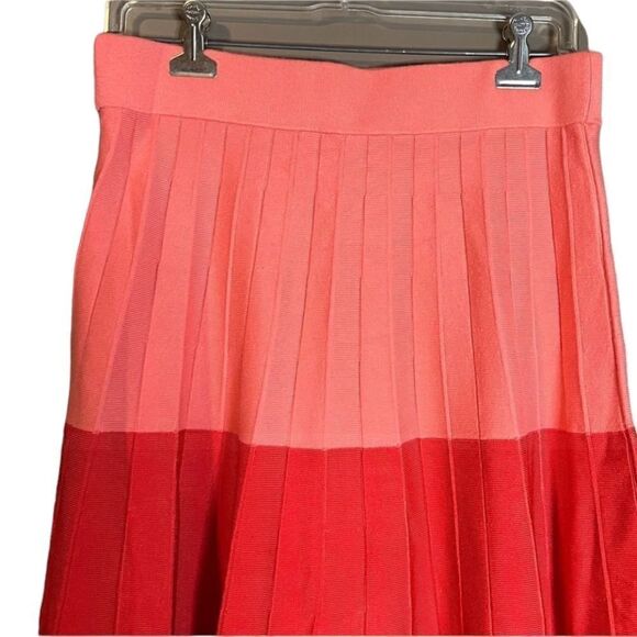 NWT! Ann Taylor colour block knitted skirt‎ - Picture 11 of 12